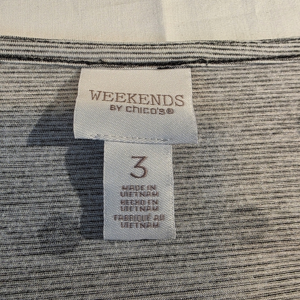 Chico's Weekends Gray Black Polka Dot Women's Top With Pockets XL EUC - Picture 2 of 10